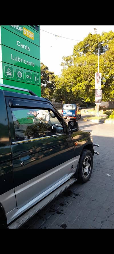 selling mini pajero