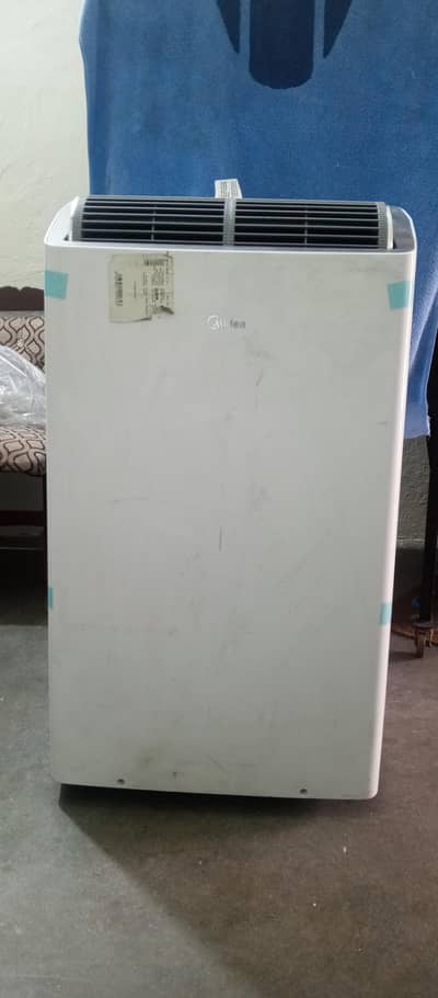  Midea Portable Air Conditioner For Sale 