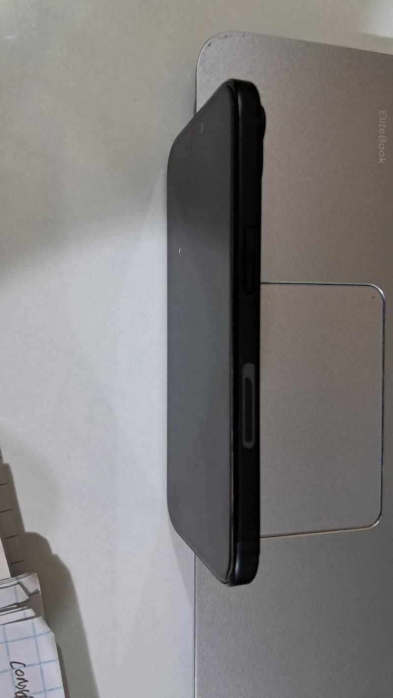 Apple iPhone 15 1