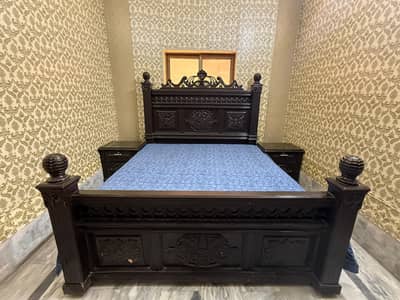 Bed with dressing and side tables for sale