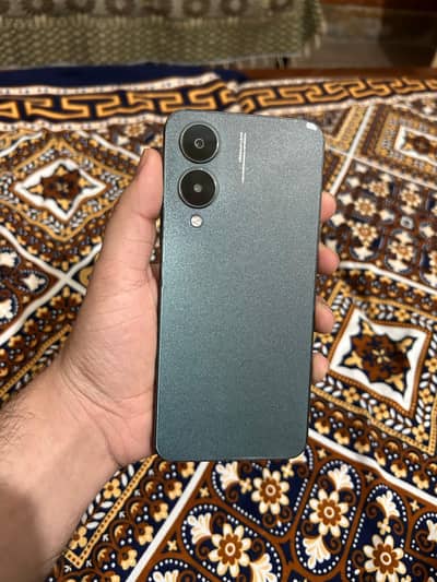 Vivo Y17s