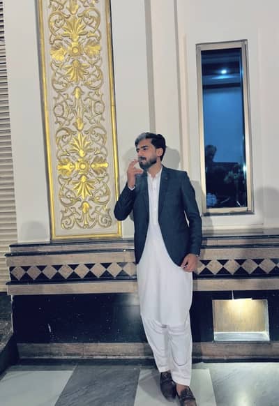 Bhaloo for sale
