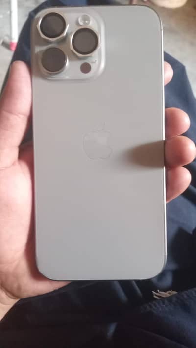 Apple iPhone 16 Pro Max