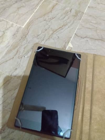 kit only without box new tab cover used