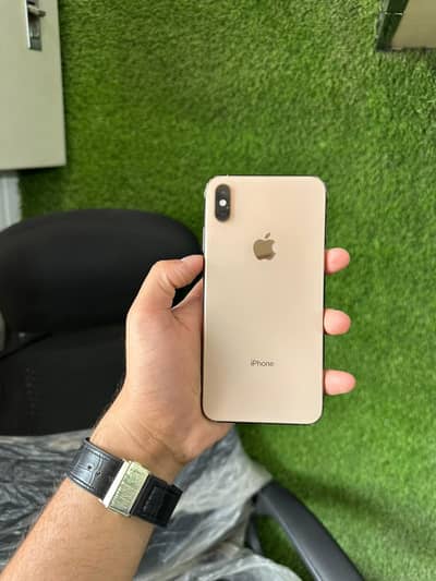 iphone XS max 256GB full box Whatsapp no 03291198929