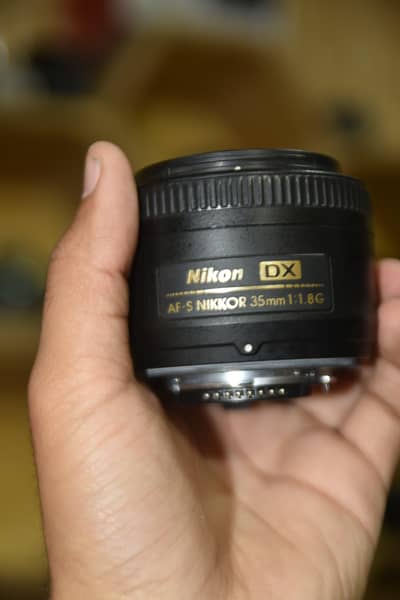 Nikon 35mm 1.8 G Lens Available in very good condition