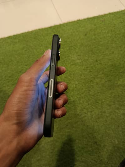 Apple iPhone 15