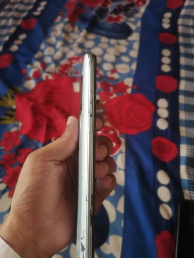 Tecno Camon 16