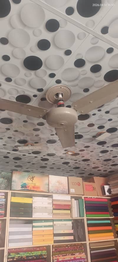 Good condition ceiling fans heavy machine 56"