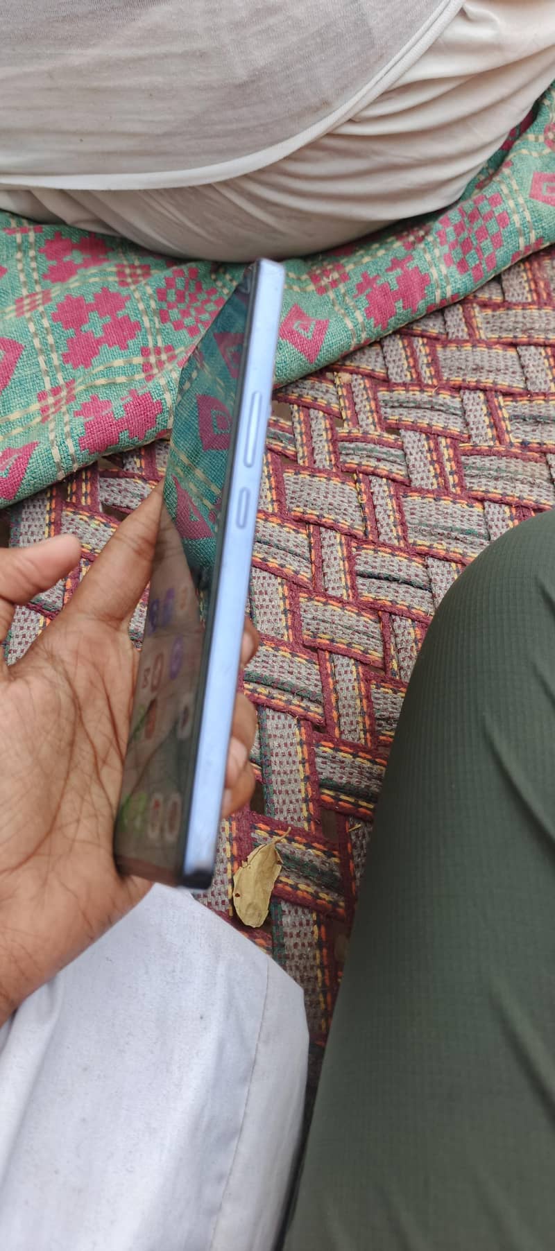 Infinix note 40 5