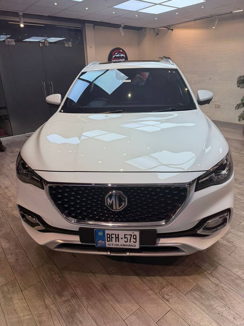 MG HS 2025 Model 10