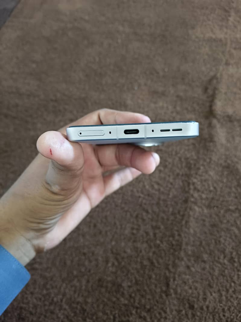 One Plus 13R 3