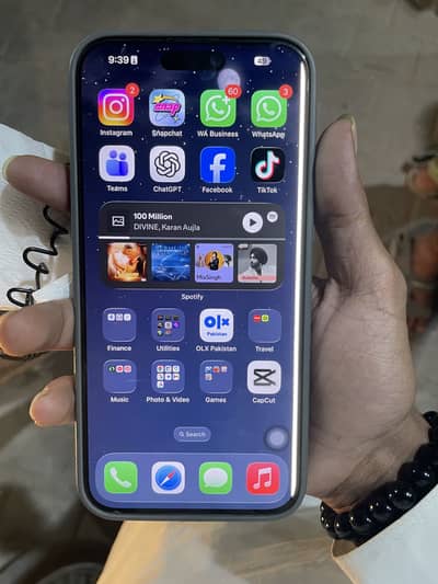 Apple iPhone 15 Pro Max — 256GB JV Natural Titanium