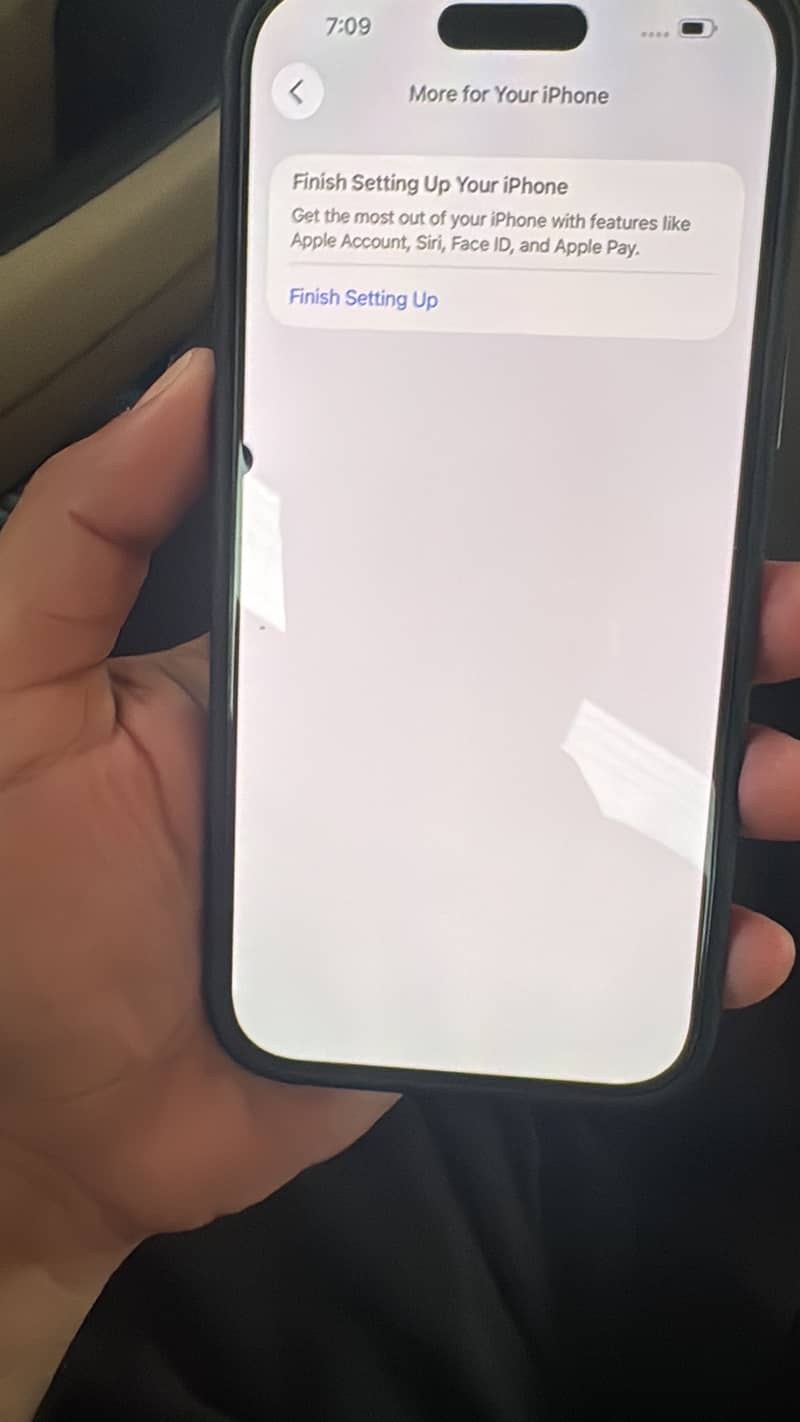 iPhone screen  16 pro mex 1