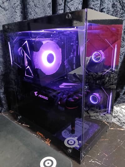 Pc parts ( casing , nvme and powersupply). Read ad
