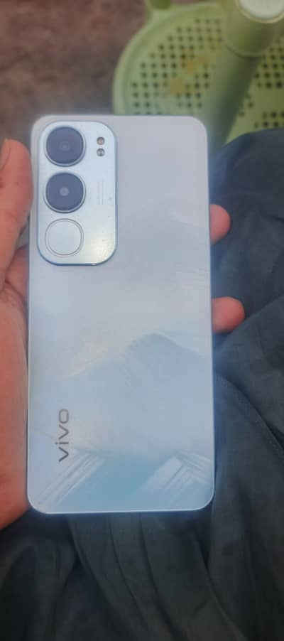 Vivo Y19s