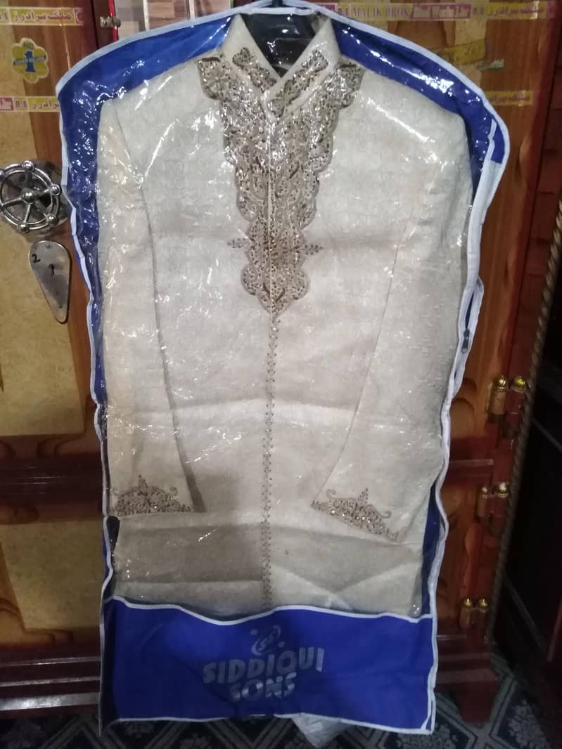 Sherwani 0