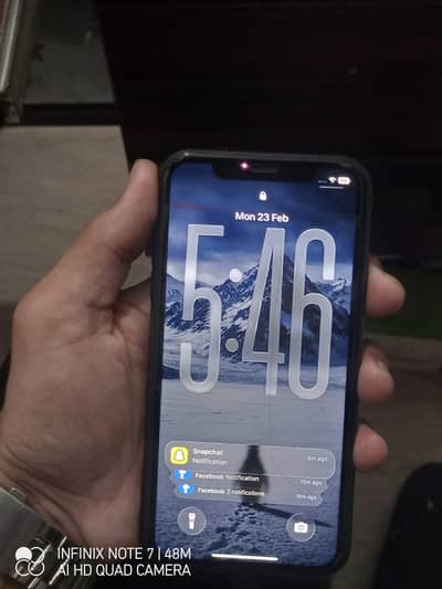 Apple iPhone 11