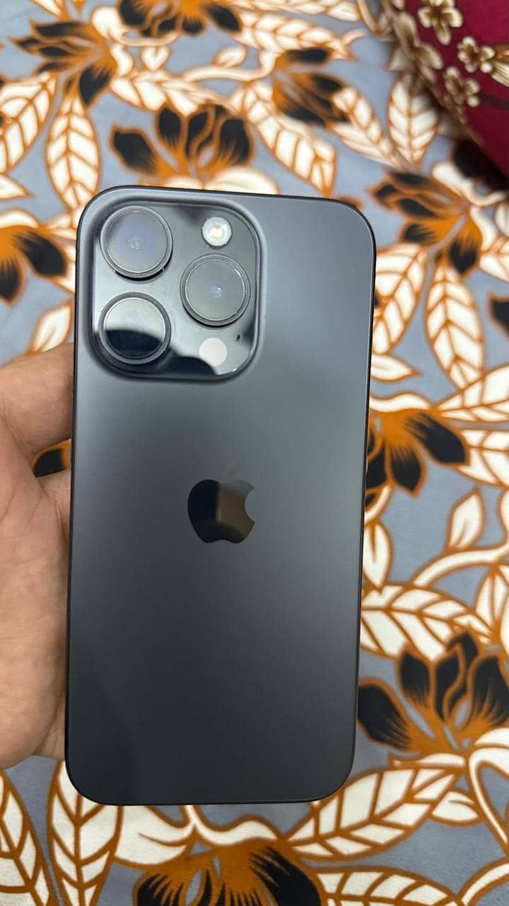 Apple iPhone 15 Pro 9