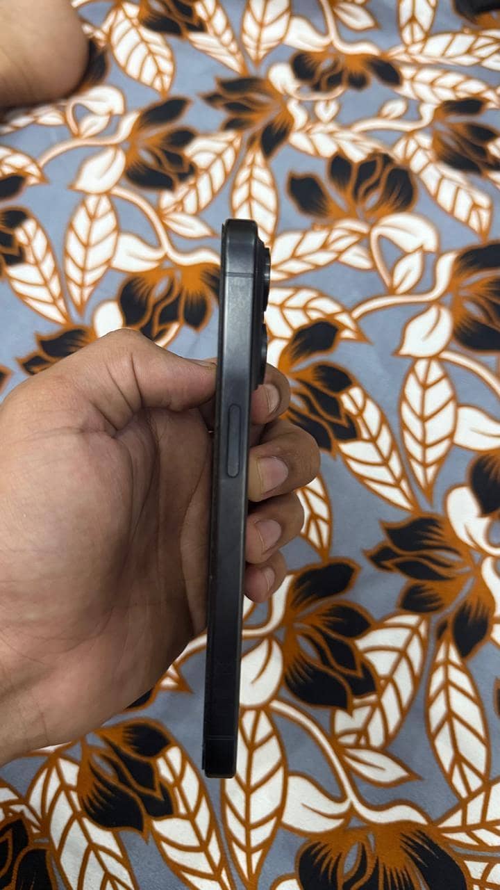 Apple iPhone 15 Pro 15