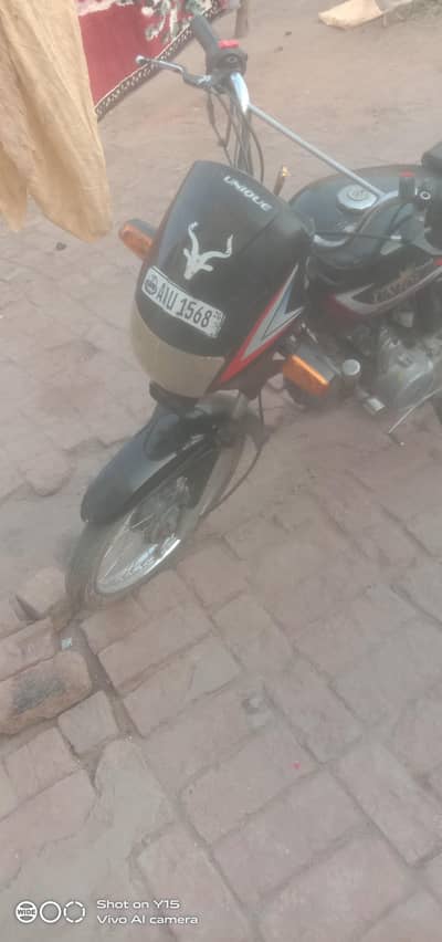 unique 100