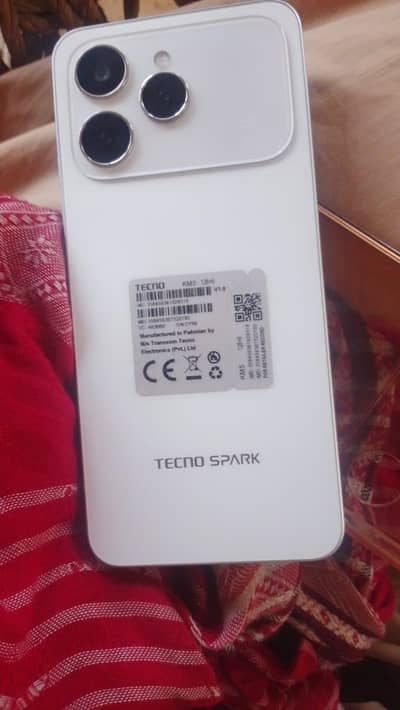 Tecno Spark 40