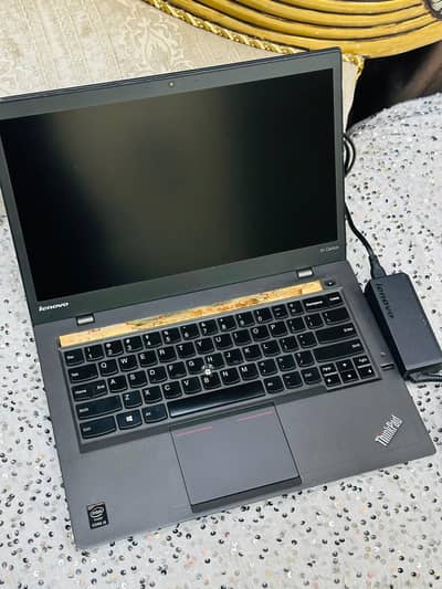Lenovo Laptop X1 carbon core i5 5th generation