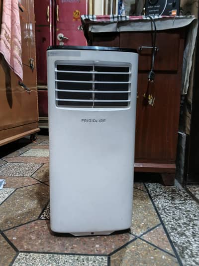 Imported Frigidaire portable ac + 115V power supply
