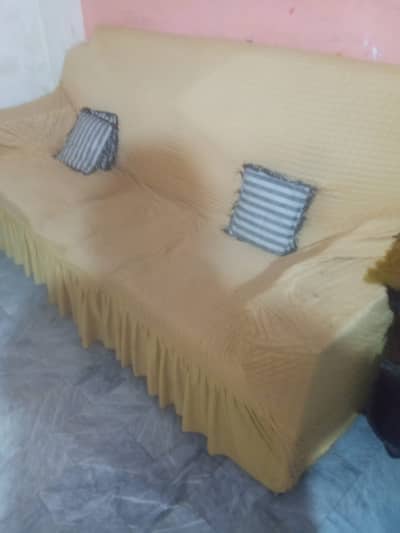 Complete sofa set available for