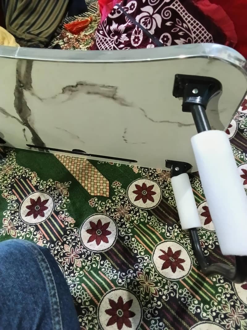 Laptop Table Stand 1