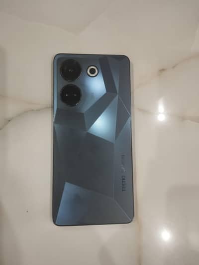 Techno camon 20 pro 9/10 condition