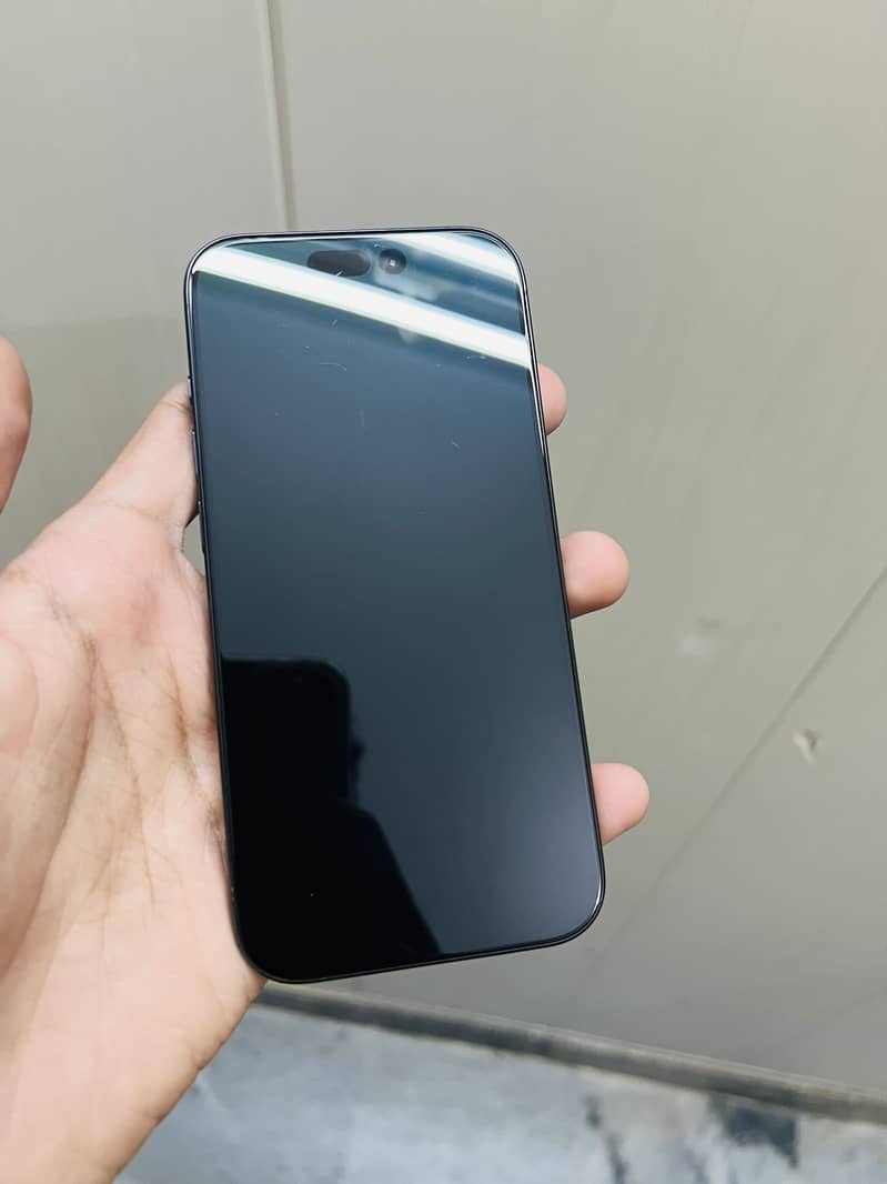 iPhone 15 Pro 6