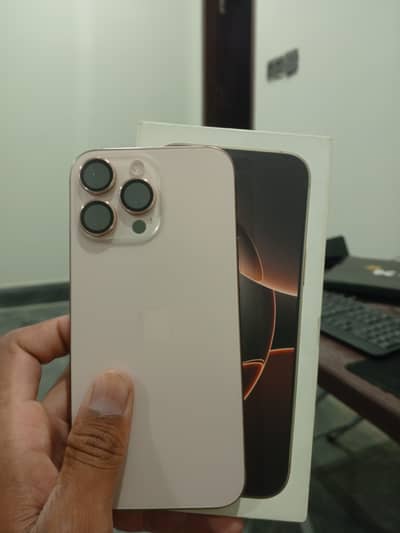 Apple iPhone 16 Pro Max