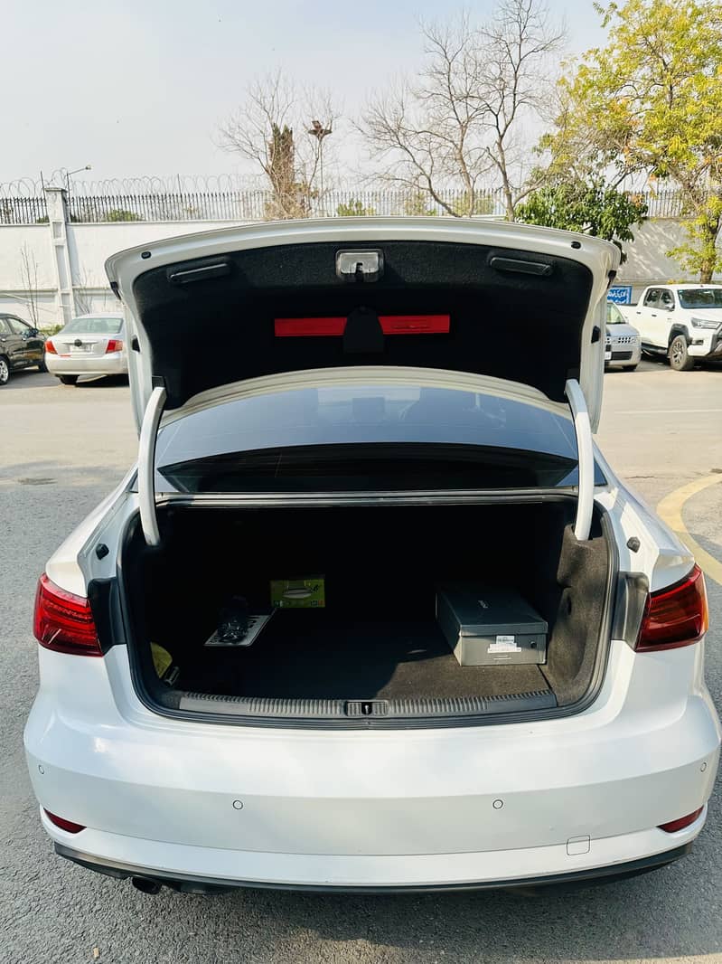 Audi A3 2017 1