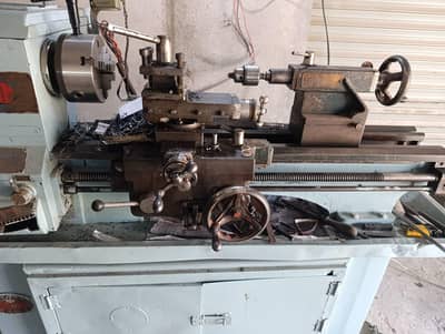 lathe machine