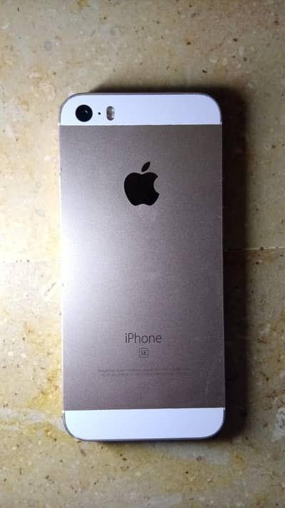 Apple iPhone SE