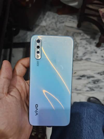 Vivo S1