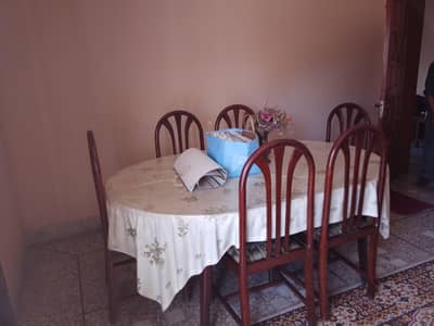 Dining table with 6 chairs