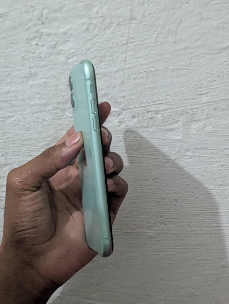 Apple iPhone 11 2