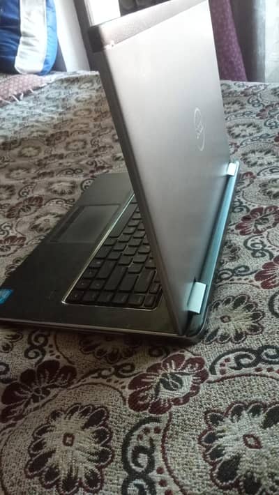 Dell Core-i3 3rd generation urgent sale price is final
