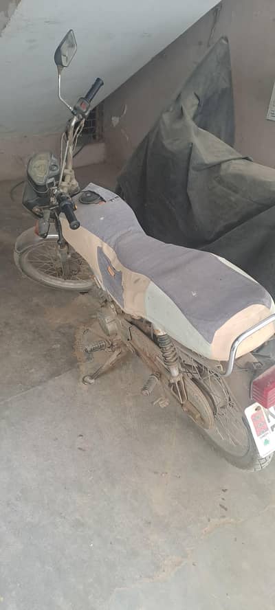 Suzuki 110 For Sale in Gulshan