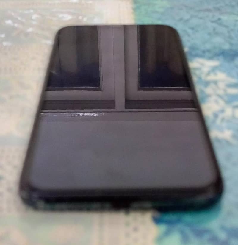 Apple iPhone 11 Pro Max 6