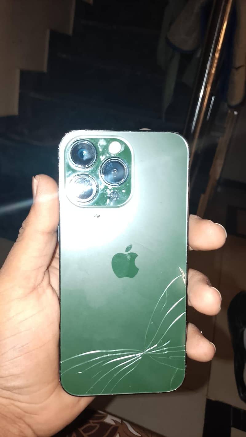 iPhone 13 Pro 1