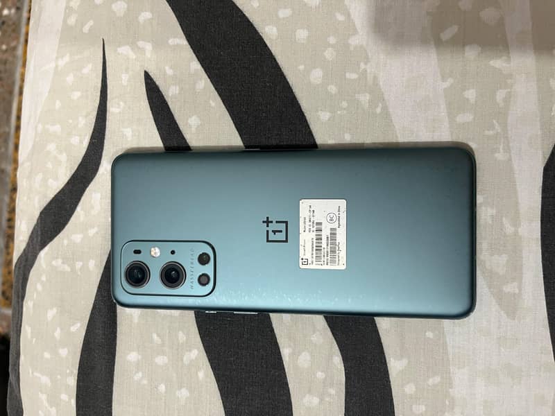 One Plus 9 pro 0