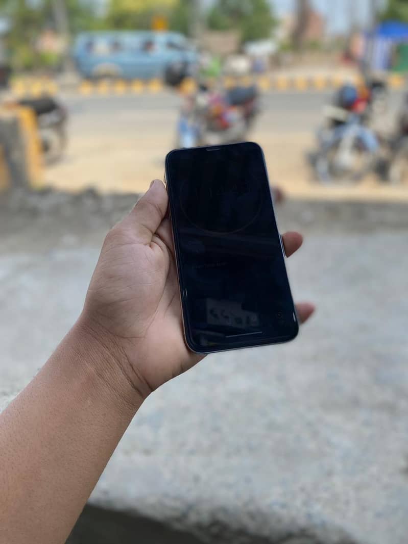 Apple iPhone X 2