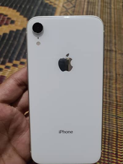 Apple iPhone XR