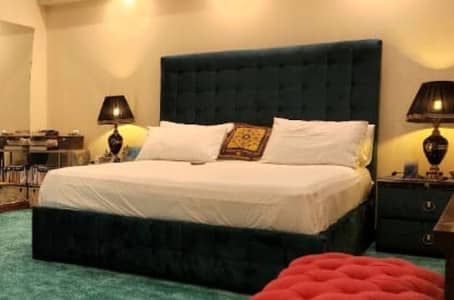 velvet king sized bed, sethi & chair