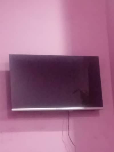 New Samsung LCD Qled Smart TV For Sale