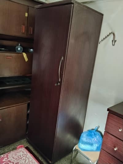 single wardrobe with dressing