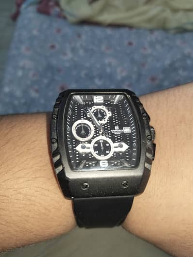 Naviforce original